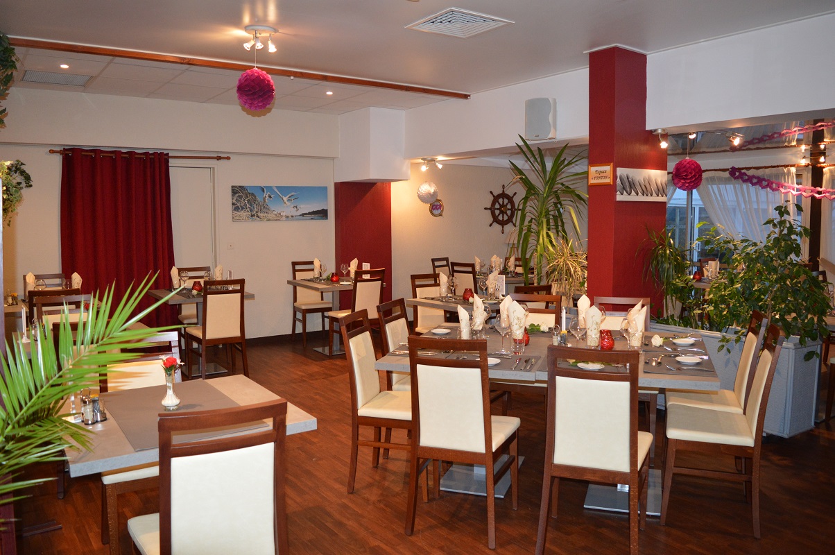 Restaurant.JPG